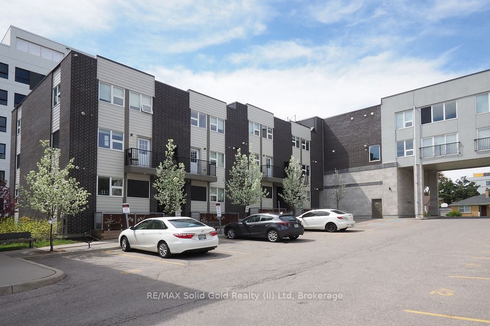 288 Albert Street 208, Waterloo, ON N2L 3T8 3