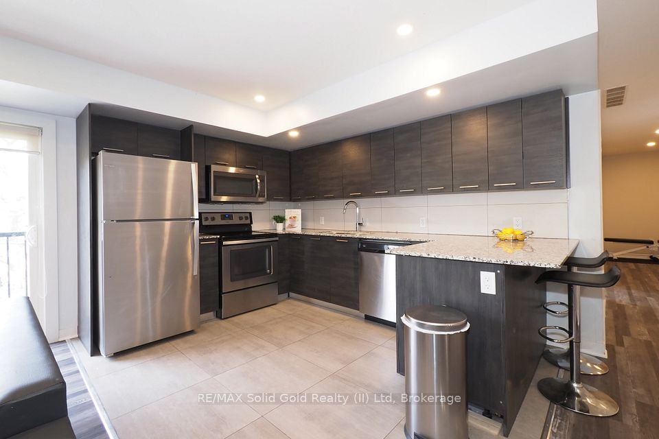 288 Albert Street 208, Waterloo, ON N2L 3T8 13