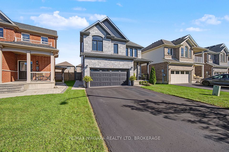 8 Elderberry Road, Thorold, ON L2V 0E7 3