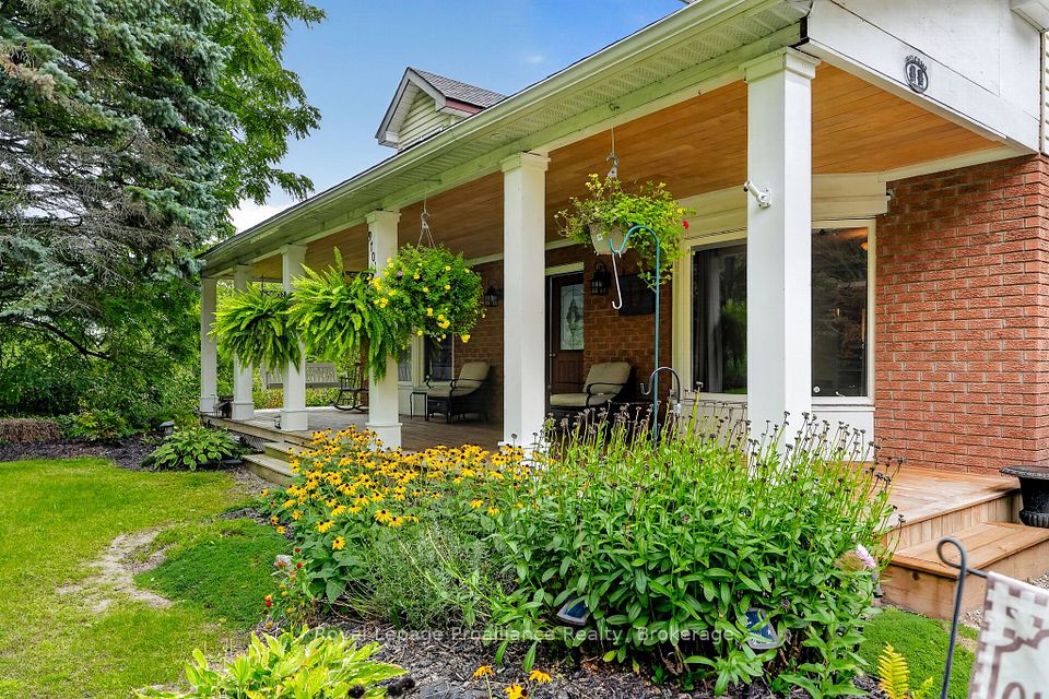 9701 County Road 2, Hamilton Township, ON K9A 4J8 4