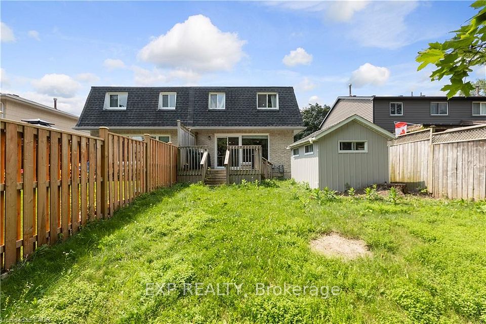 432B Dunvegan Drive, Waterloo, ON N2K 2C7 23