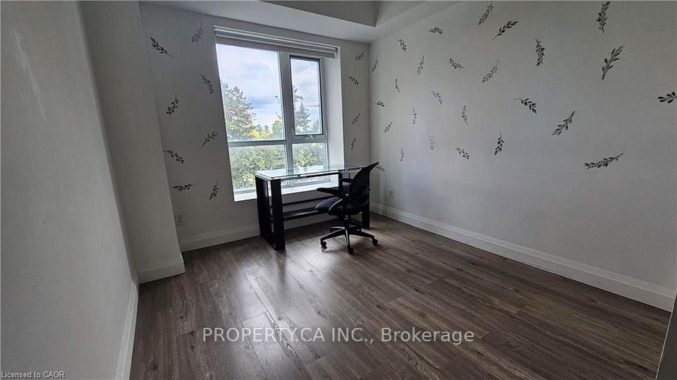 158 King Street N 502, Waterloo, ON N2J 0E5 12