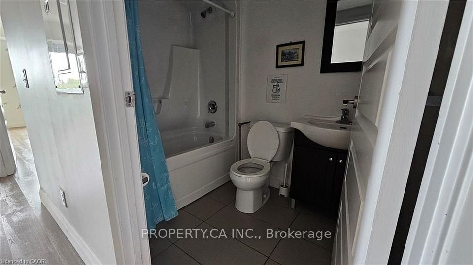 158 King Street N 502, Waterloo, ON N2J 0E5 4