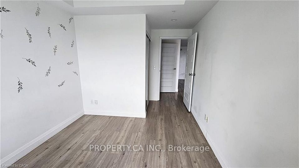 158 King Street N 502, Waterloo, ON N2J 0E5 13