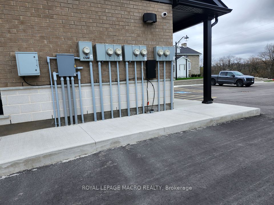 415 Water Street S 102, Cambridge, ON N1R 5S6 12