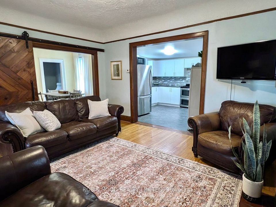 160 Oakdale Avenue, St. Catharines, ON L2P 2K9 14