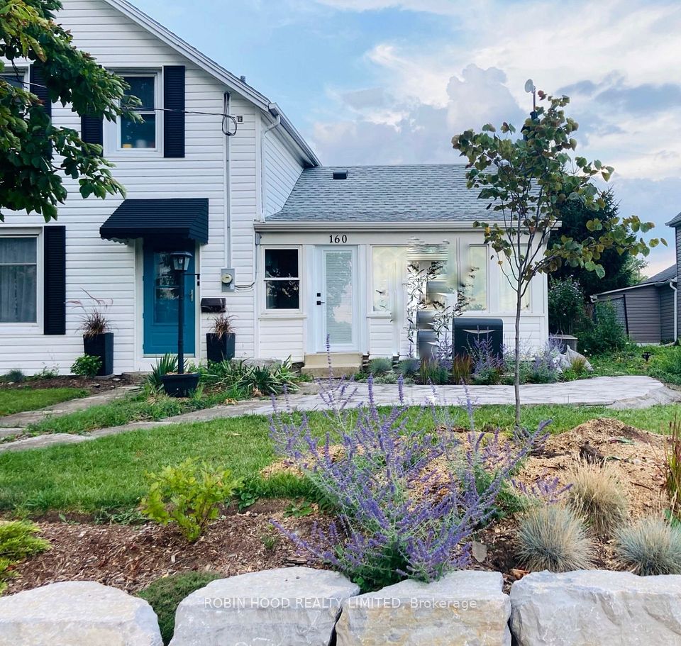 160 Oakdale Avenue, St. Catharines, ON L2P 2K9 3
