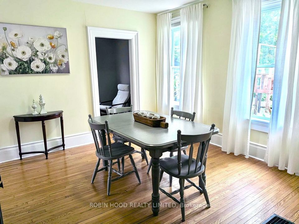 160 Oakdale Avenue, St. Catharines, ON L2P 2K9 16
