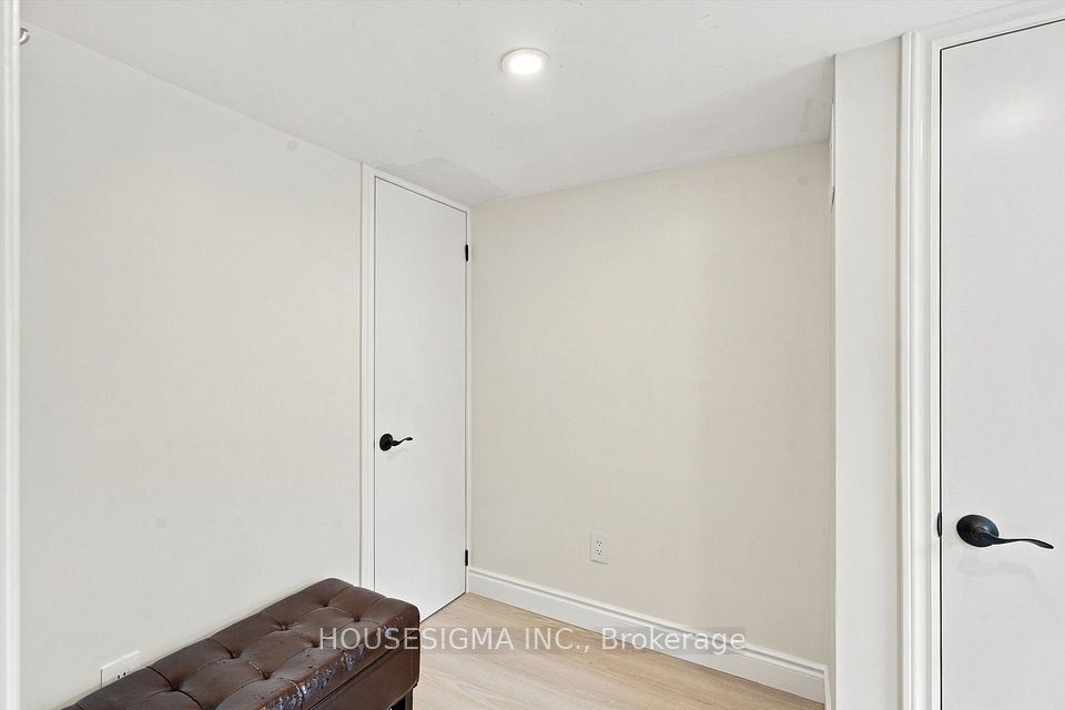 36 Else Street Basement, St. Catharines, ON L2N 2C1 4