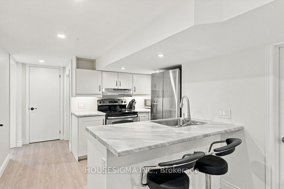 36 Else Street Basement, St. Catharines, ON L2N 2C1 5