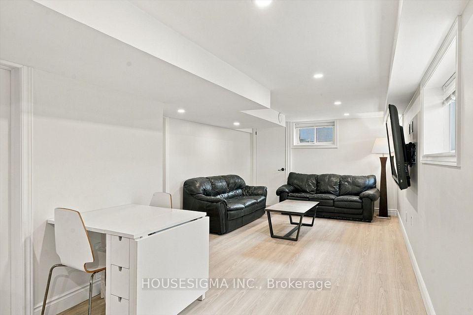 36 Else Street Basement, St. Catharines, ON L2N 2C1 9