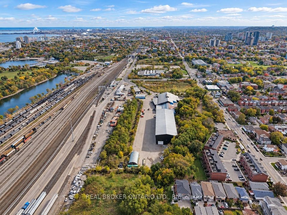 243 Queen Street N, Hamilton, ON L8R 3N6
