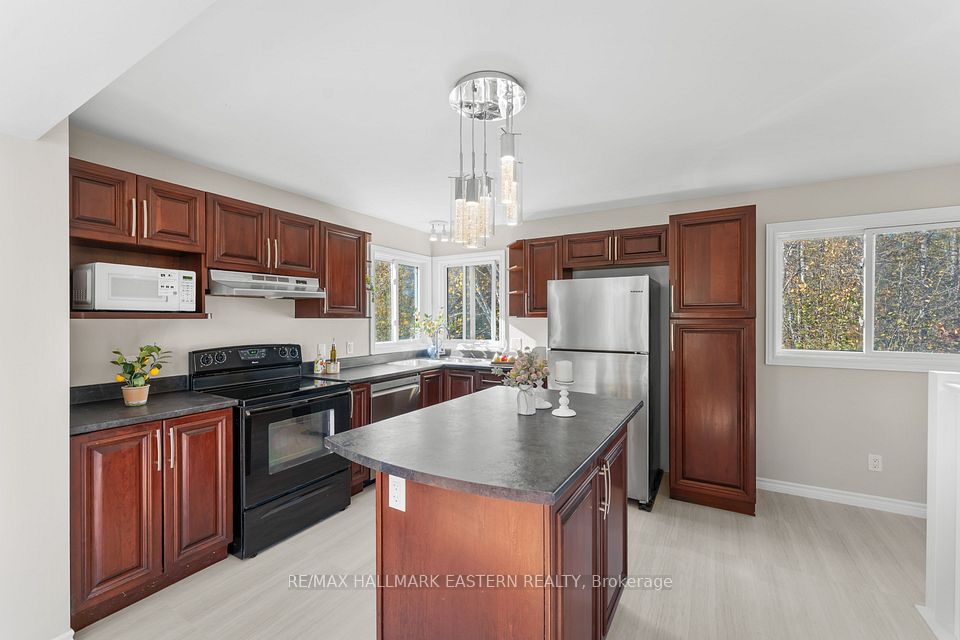 5219 Rice Lake Drive N, Hamilton Township, ON K0L 1E0 10