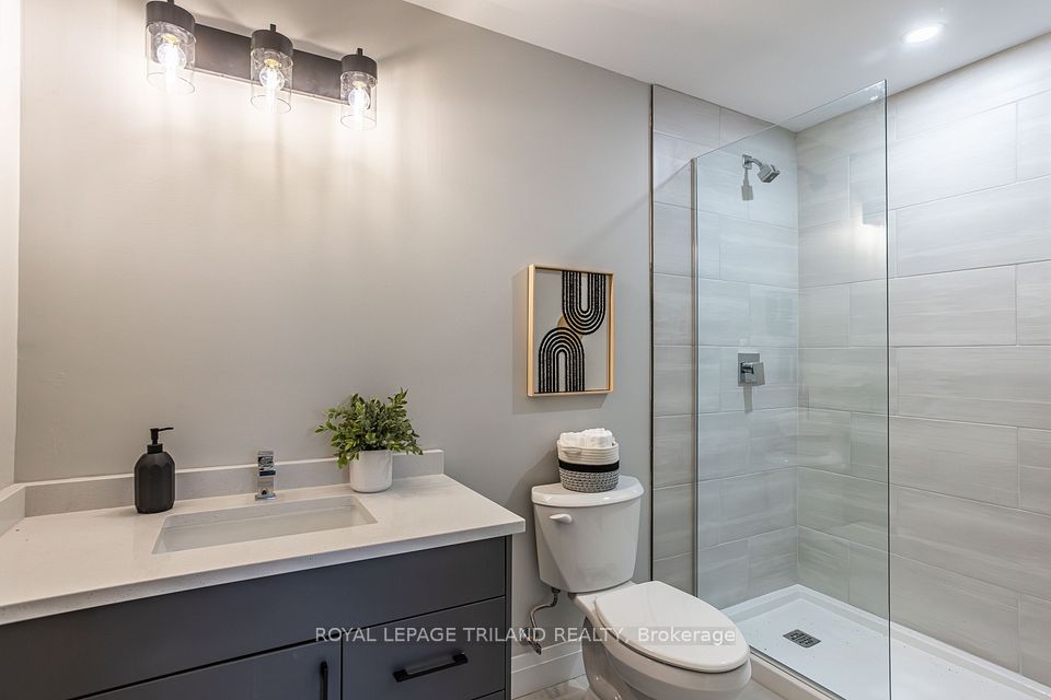 1405 Stackhouse Avenue 107, London North, ON N5X 0P2 17