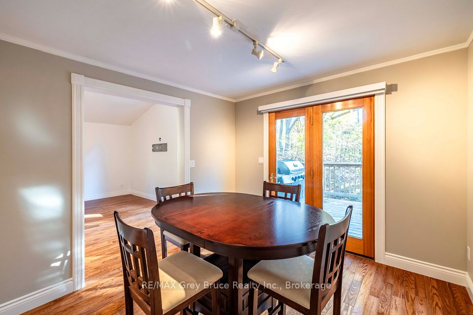 2353 5th Avenue W, Owen Sound, ON N4K 5C7 11