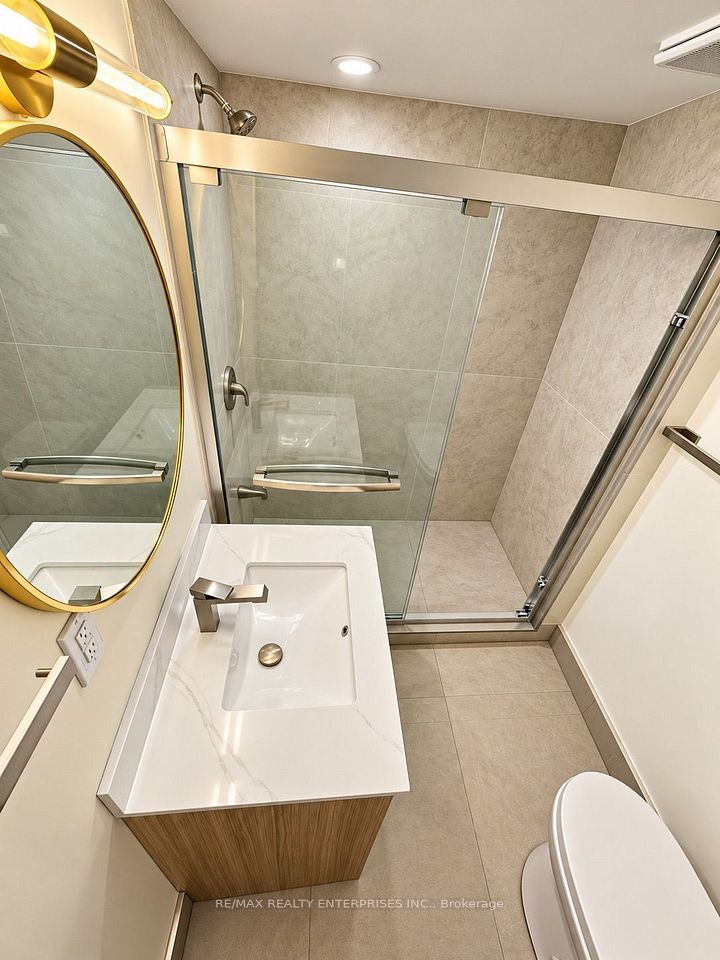 60 Royal Manor Drive Lower, St. Catharines, ON L2M 4L6 10