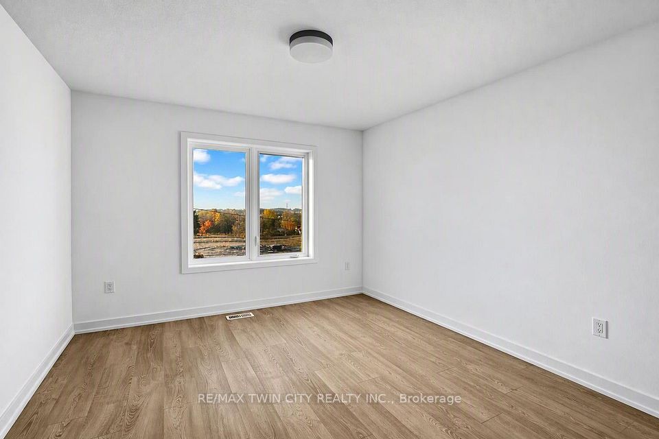8 Miseferi Crescent 12, Cambridge, ON N1T 0J1 25