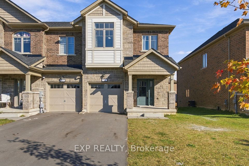 Att/Row/Townhouse at 31 Sapphire Way, Thorold, ON L2V 0L4