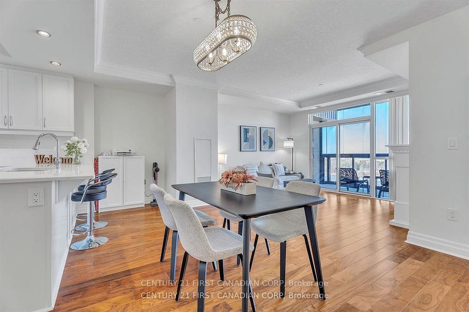 240 Villagewalk Boulevard 812, London North, ON N6G 0P6 19