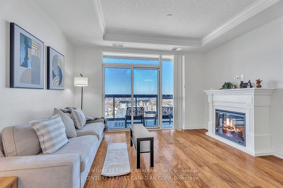 240 Villagewalk Boulevard 812, London North, ON N6G 0P6 2