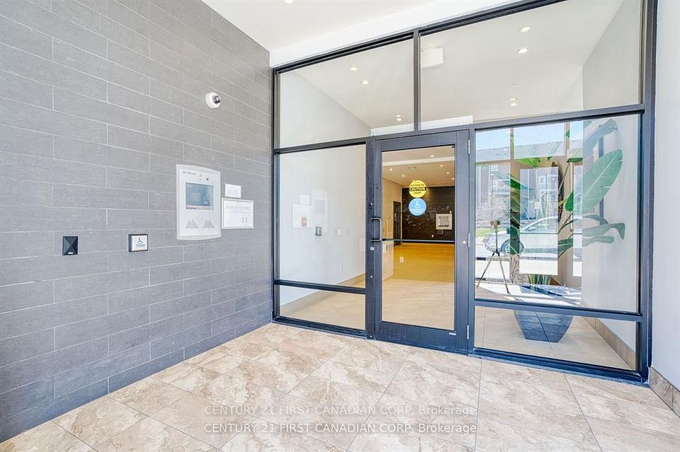 240 Villagewalk Boulevard 812, London North, ON N6G 0P6 6