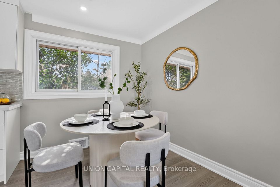 30 Collier Road N, Thorold, ON L2V 2X1 9