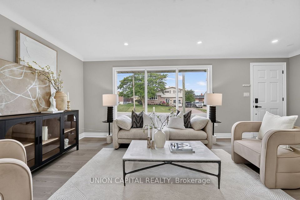 30 Collier Road N, Thorold, ON L2V 2X1 5