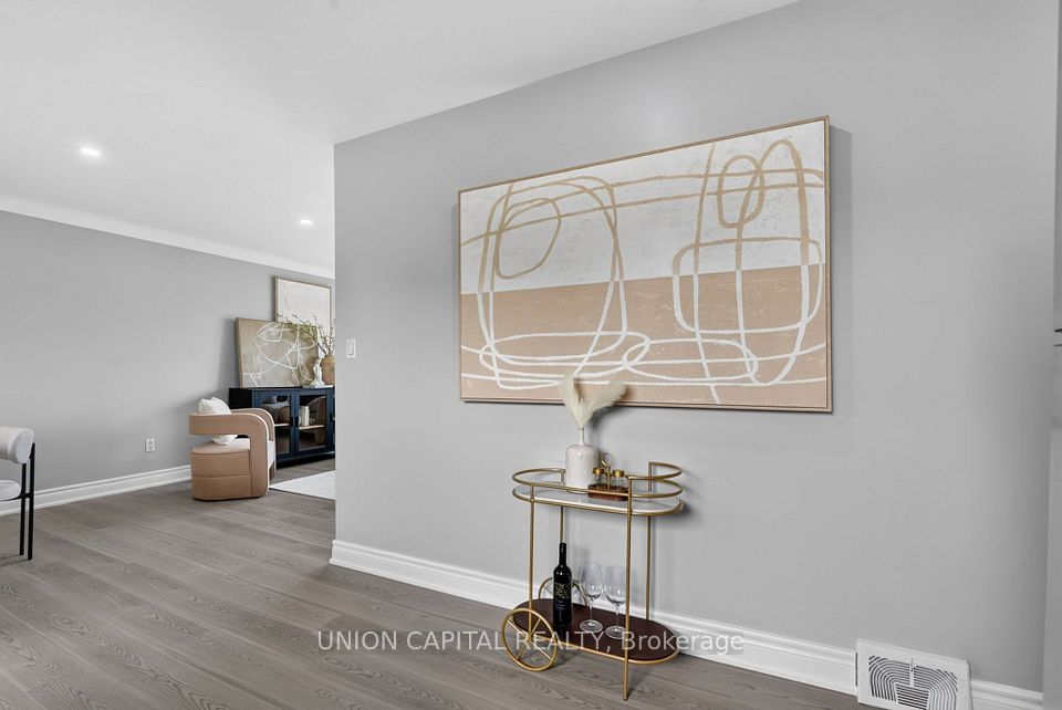 30 Collier Road N, Thorold, ON L2V 2X1 14