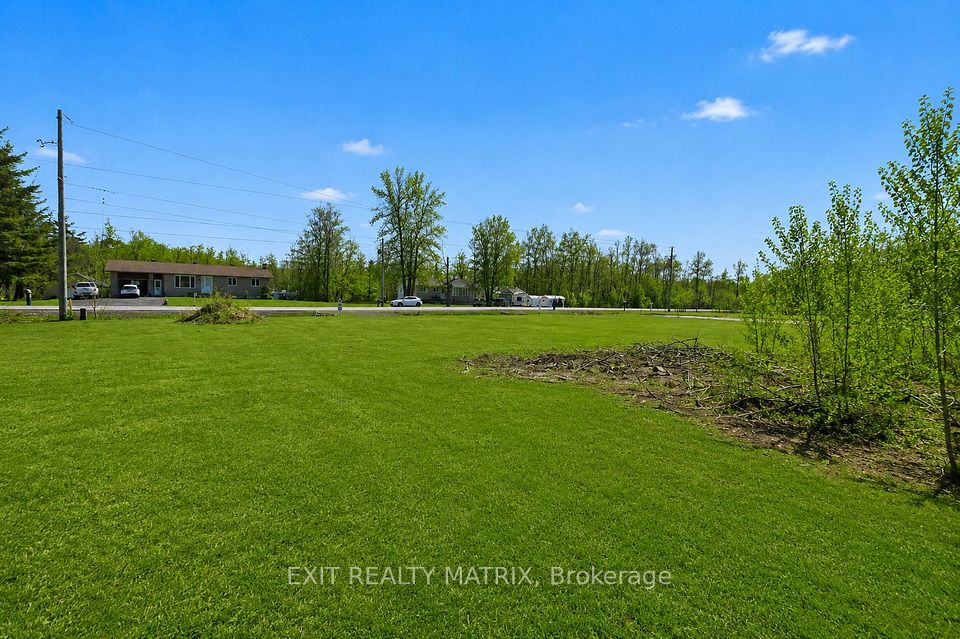2080 Bouvier Road, Clarence-Rockland, ON K1A 1N0 9