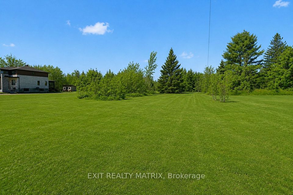 2080 Bouvier Road, Clarence-Rockland, ON K1A 1N0 6