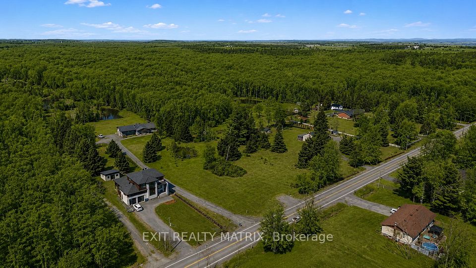 2080 Bouvier Road, Clarence-Rockland, ON K1A 1N0 13