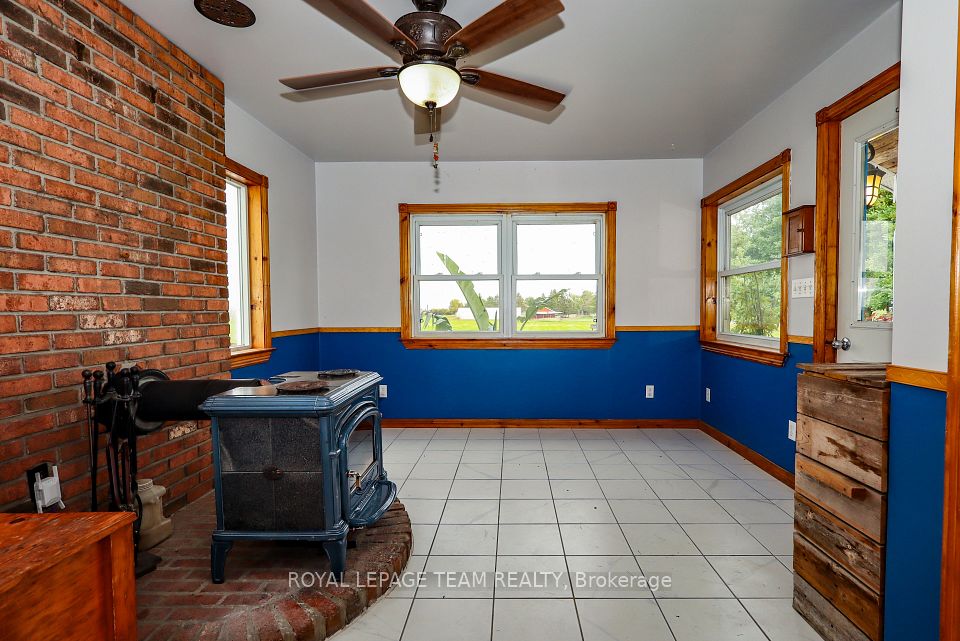 13585 County 9 Road, North Dundas, ON K0C 1H0 7