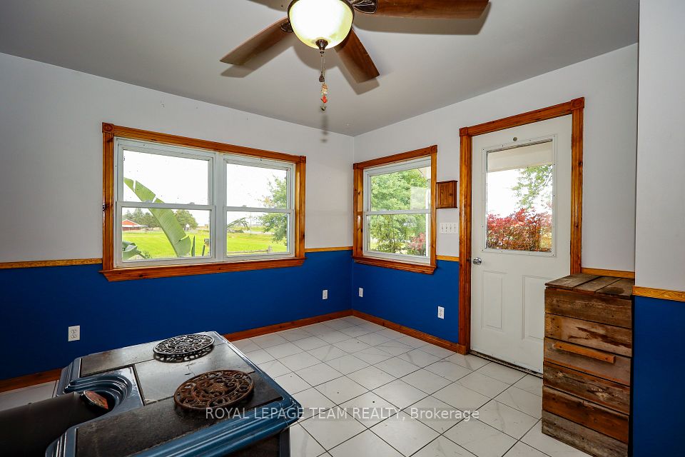 13585 County 9 Road, North Dundas, ON K0C 1H0 5