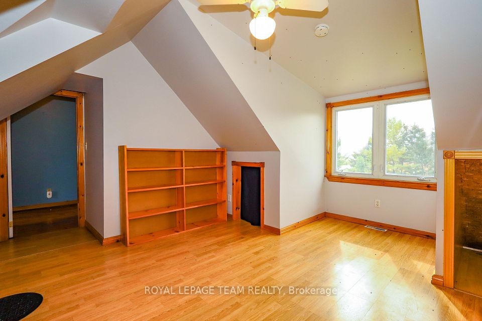 13585 County 9 Road, North Dundas, ON K0C 1H0 22
