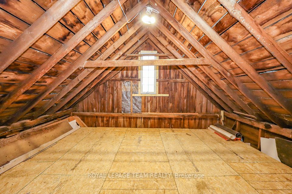 13585 County 9 Road, North Dundas, ON K0C 1H0 25