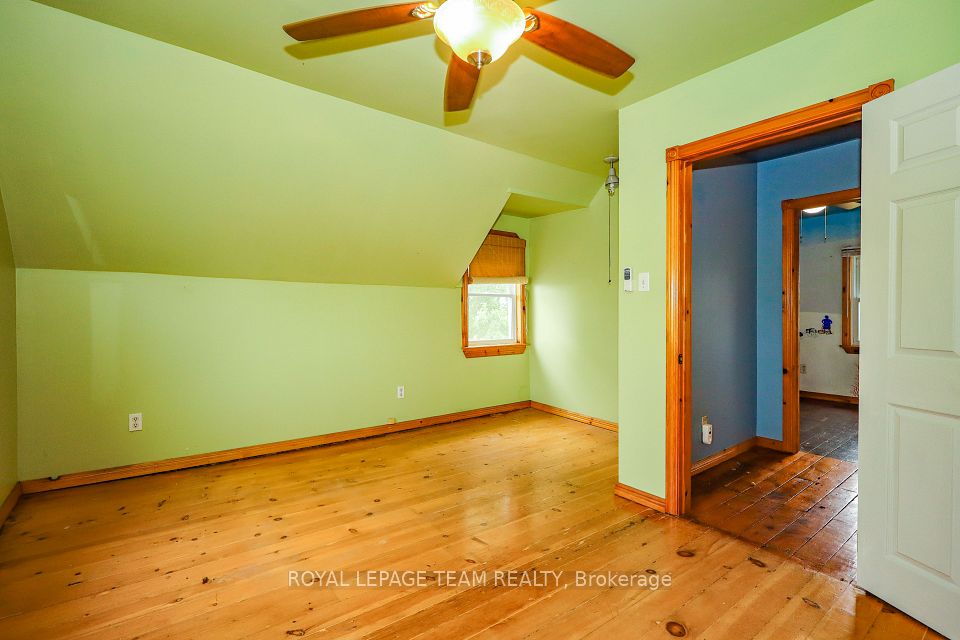 13585 County 9 Road, North Dundas, ON K0C 1H0 14