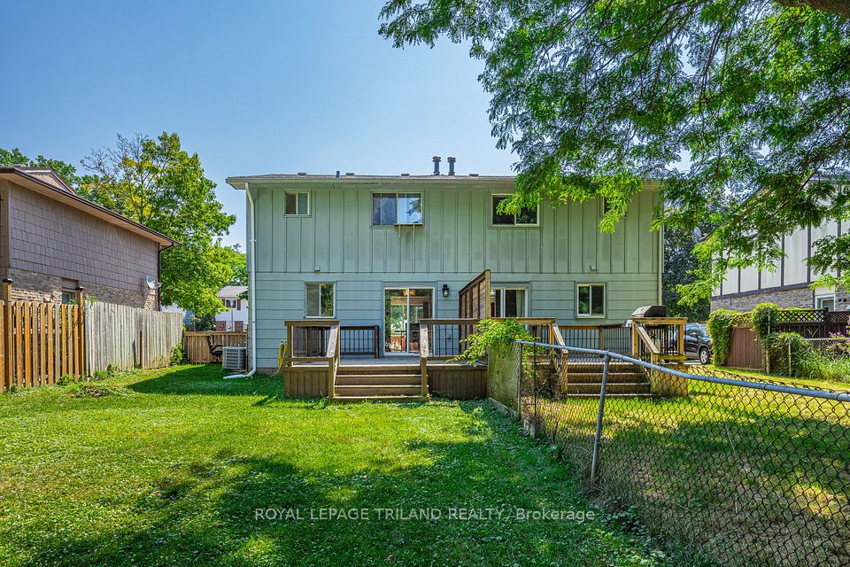 1769 Aldersbrook Road, London North, ON N6G 3E2 23