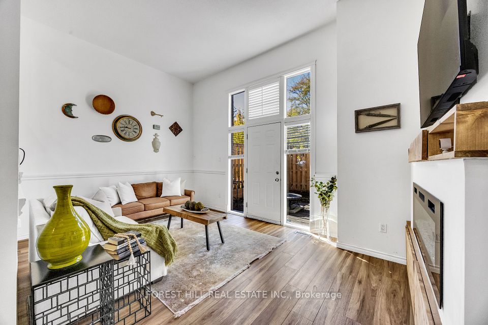 1238 LIMBERLOST Road 40, London North, ON N6G 3A5 8