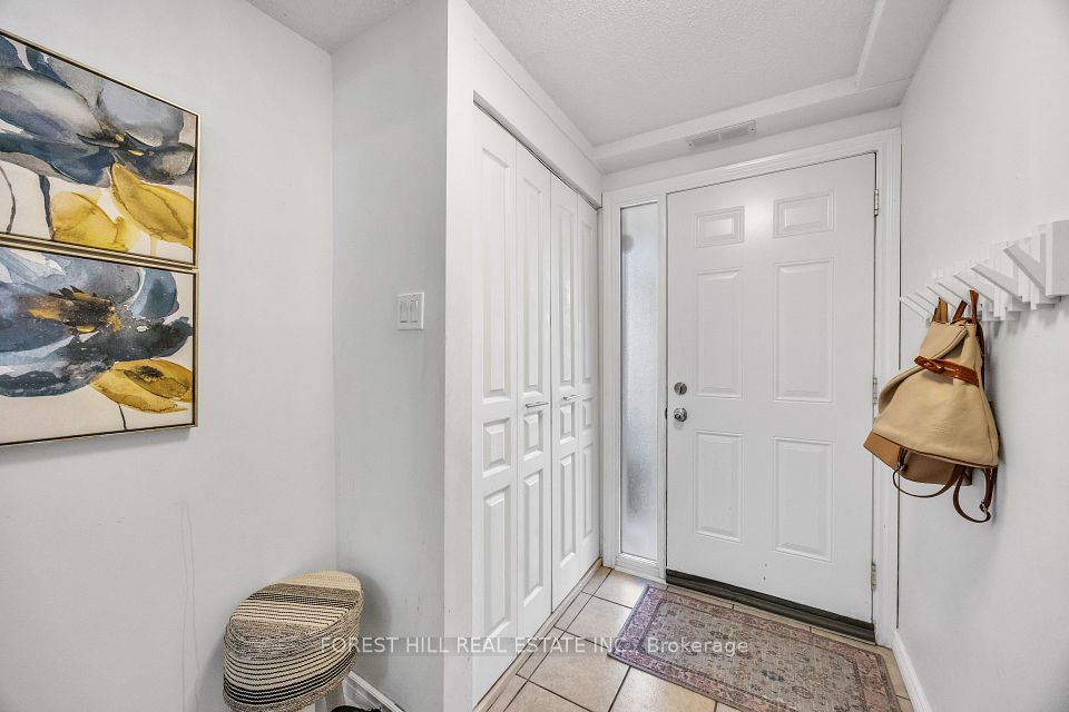 1238 LIMBERLOST Road 40, London North, ON N6G 3A5 6