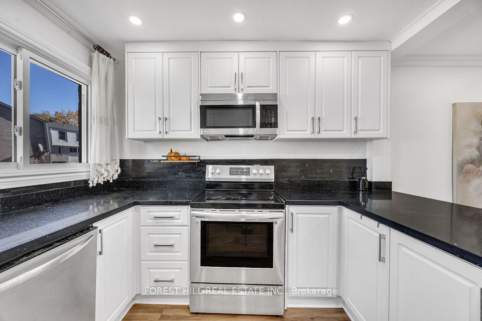 1238 LIMBERLOST Road 40, London North, ON N6G 3A5 18