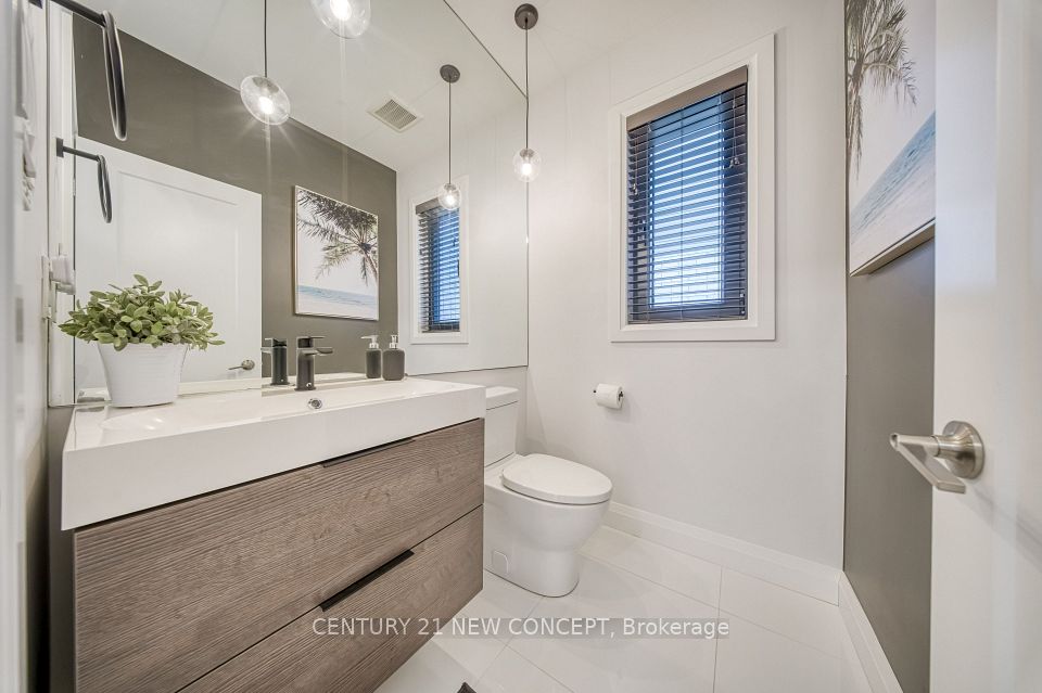 1757 Applerock Avenue, London North, ON N6G 0X7 22