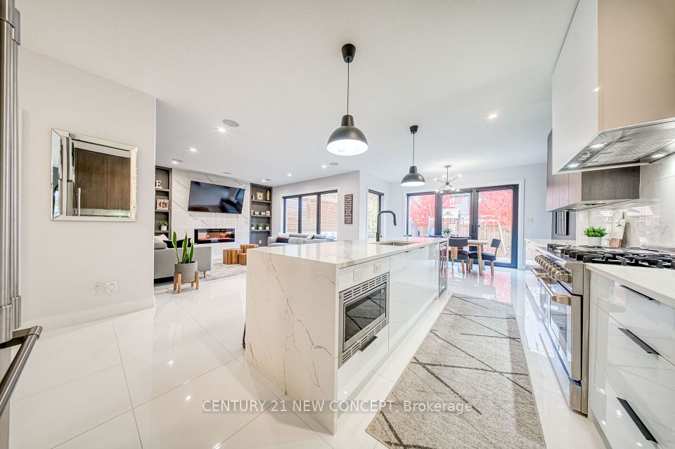 1757 Applerock Avenue, London North, ON N6G 0X7 12