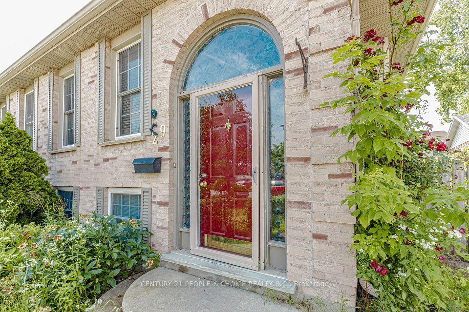 29 Julia Court, London East, ON N5V 4X1 5