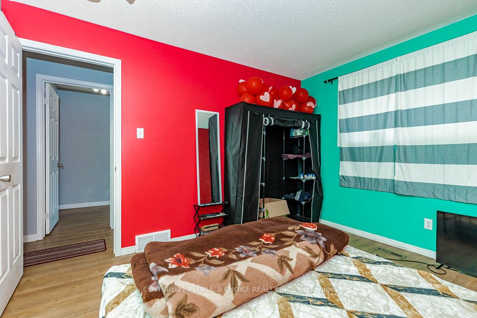 29 Julia Court, London East, ON N5V 4X1 20