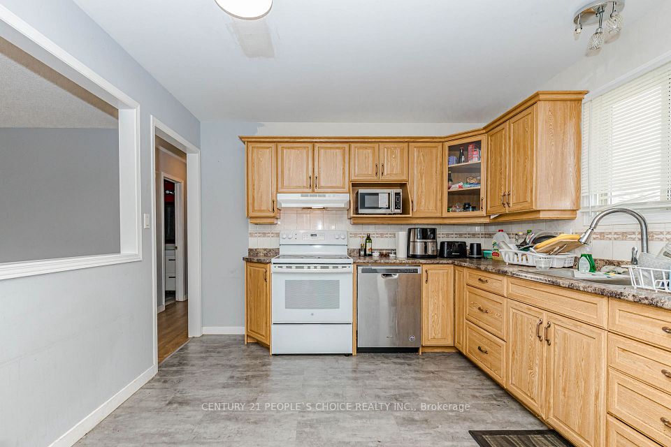 29 Julia Court, London East, ON N5V 4X1 16