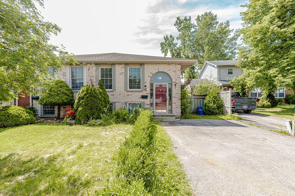 29 Julia Court, London East, ON N5V 4X1 3