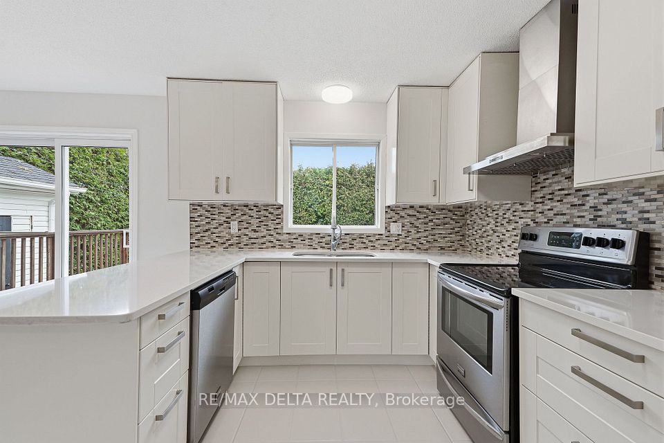 934 Cote Street, Clarence-Rockland, ON K4K 1J9 14