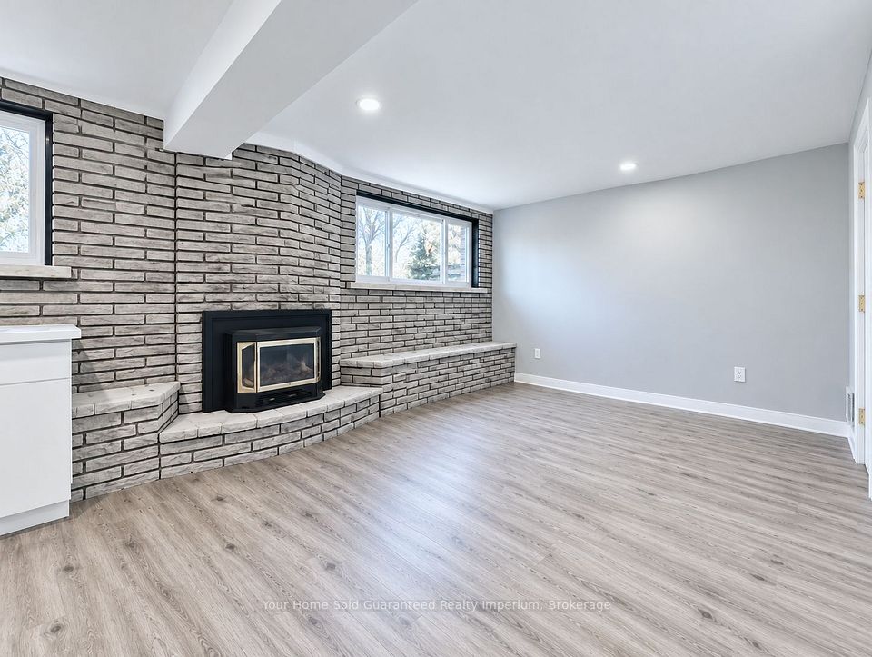 3 RAMSEY Street Lower, St. Catharines, ON L2N 2K2 5
