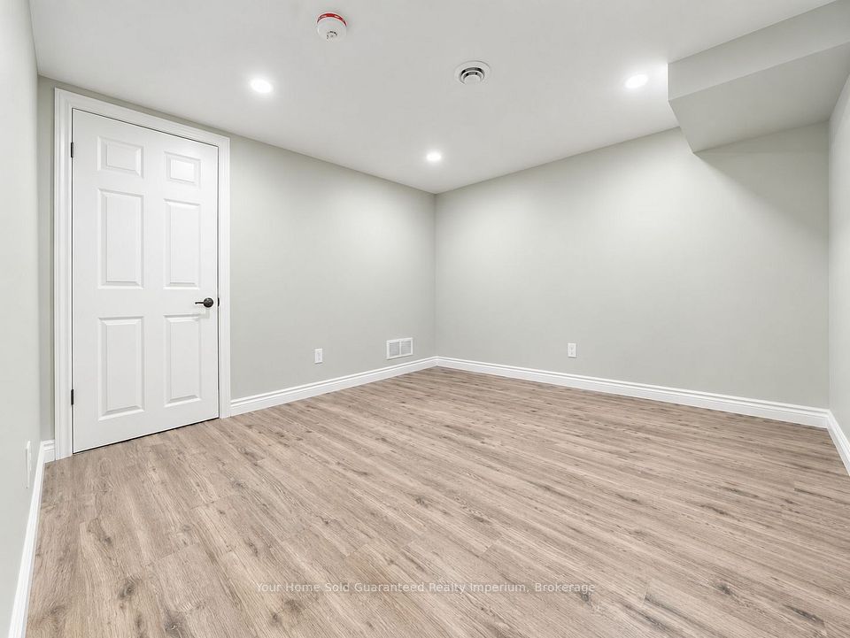 3 RAMSEY Street Lower, St. Catharines, ON L2N 2K2 10