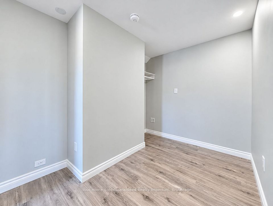 3 RAMSEY Street Lower, St. Catharines, ON L2N 2K2 11